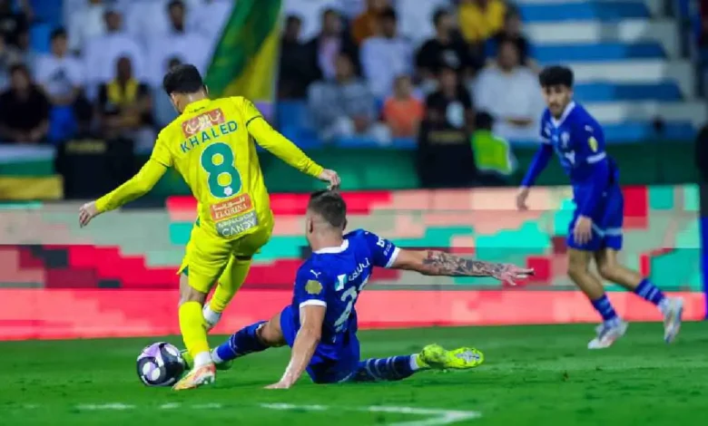 الهلال يتجرع الهزيمة أمام الخليج في الدوري السعودي