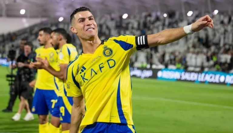 النصر يعبر ضمك  (2-0)