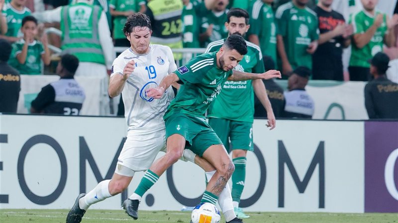 الأهلي يتعادل مع استقلال طهران في دوري أبطال آسيا