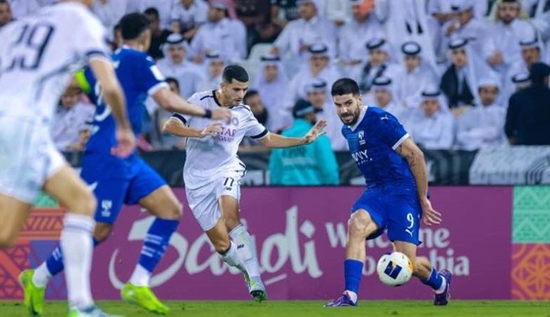 الهلال يتخطي الشباب في روشن السعودي