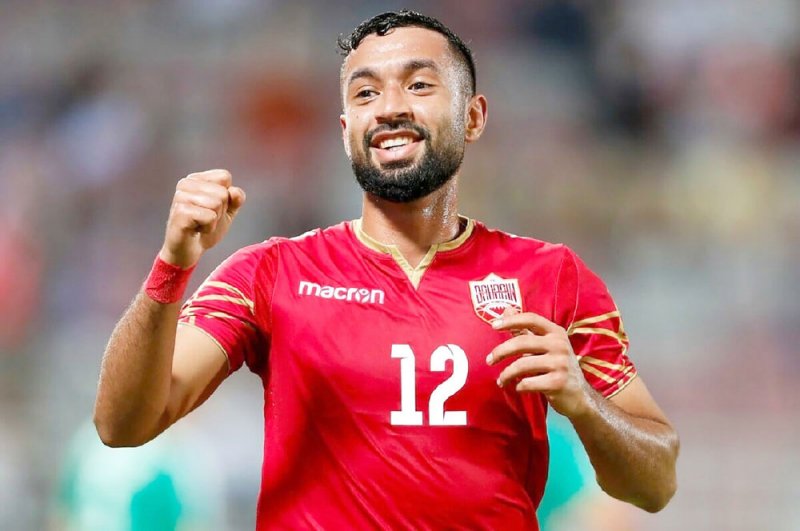 البحريني محمد مرهون يحصل على جائزة أفضل لاعب في خليجي 26