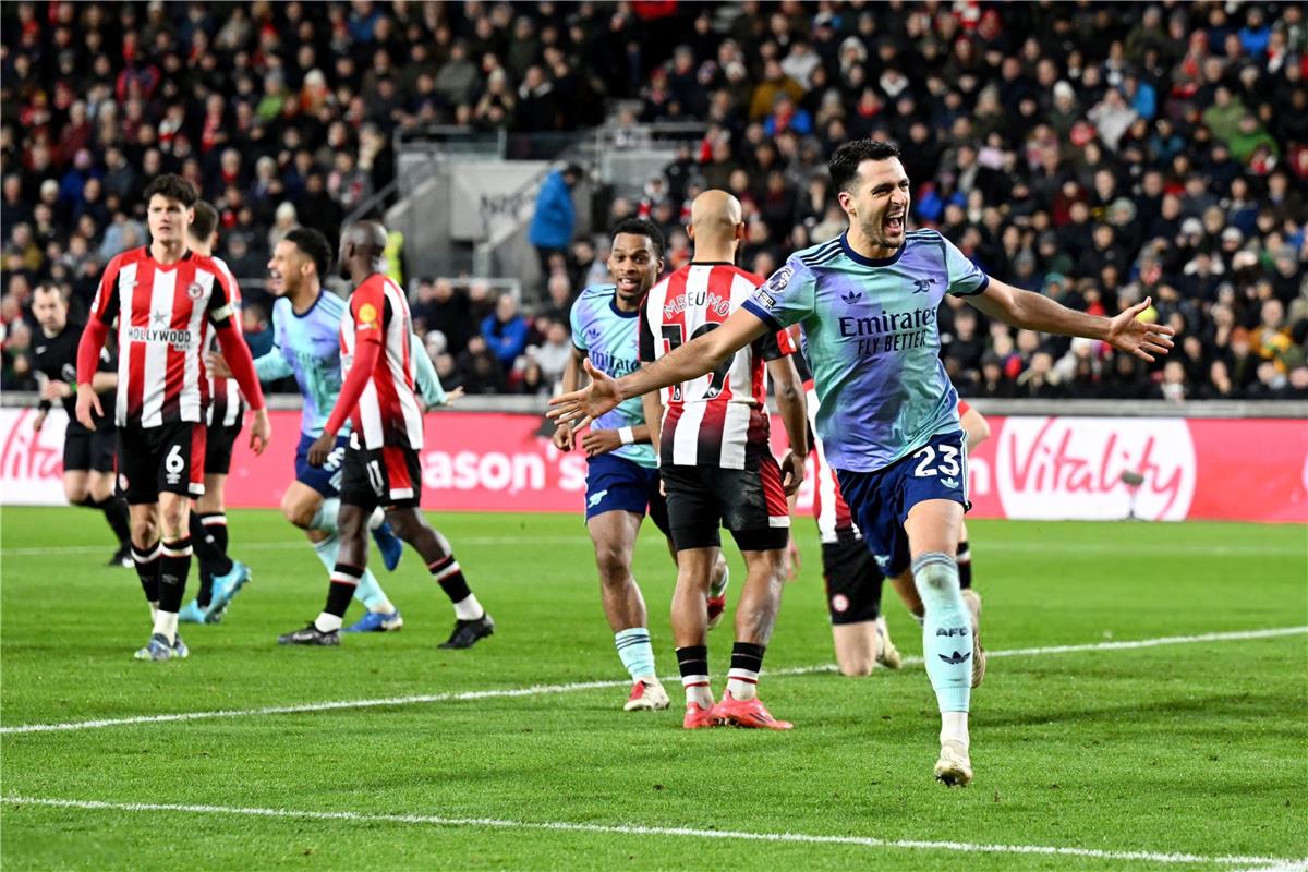 أرسنال يعبر برينتفورد بثلاثية في الدوري الإنجليزي
