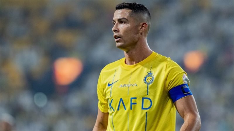 ملامح تطورات تجديد عقد كريستيانو مع النصر السعودي