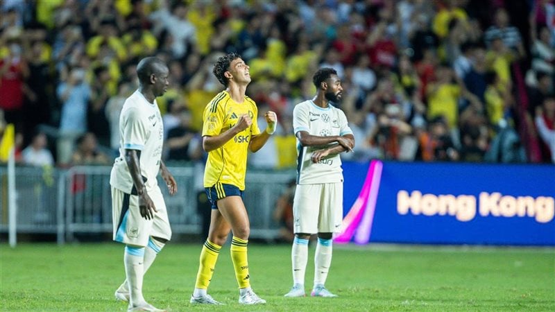 طاقم تحكيم نهائي كأس السوبر السعودي بين النصر والأهلي