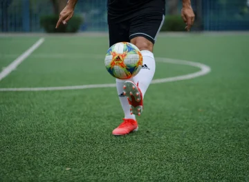 أفضل تمارين السرعة للاعب كرة القدم في المنزل