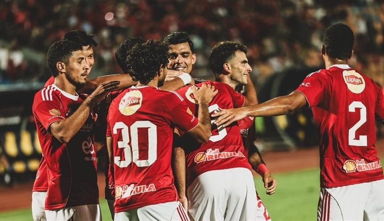 الأهلي يكتسح فاركو برباعية