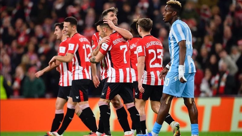 بيلباو يهزم إشبيلية بثلاثية.. وبرشلونة يفتتح الدوري بفوز كبير على مايوركا