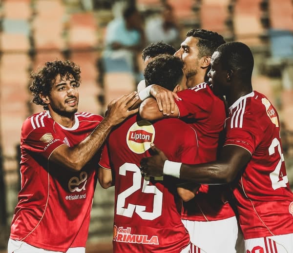 الأهلي يضرب فاركو برباعية ويستعد لمواجهة غزل المحلة