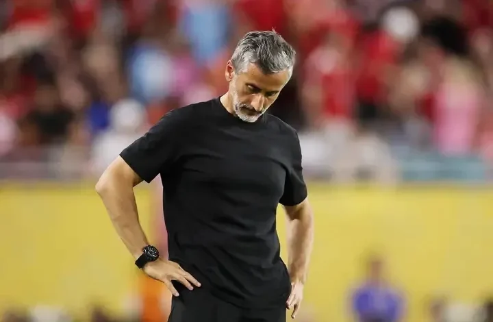 الأهلي ينهي عقد خوسيه ريبيرو بالتراضي بعد البداية المتعثرة في الدوري