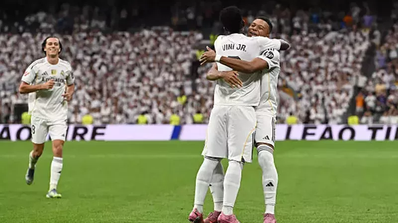 ريال مدريد يتغلب على إسبانيول بثنائية نظيفة ويواصل صدارة الدوري الإسباني